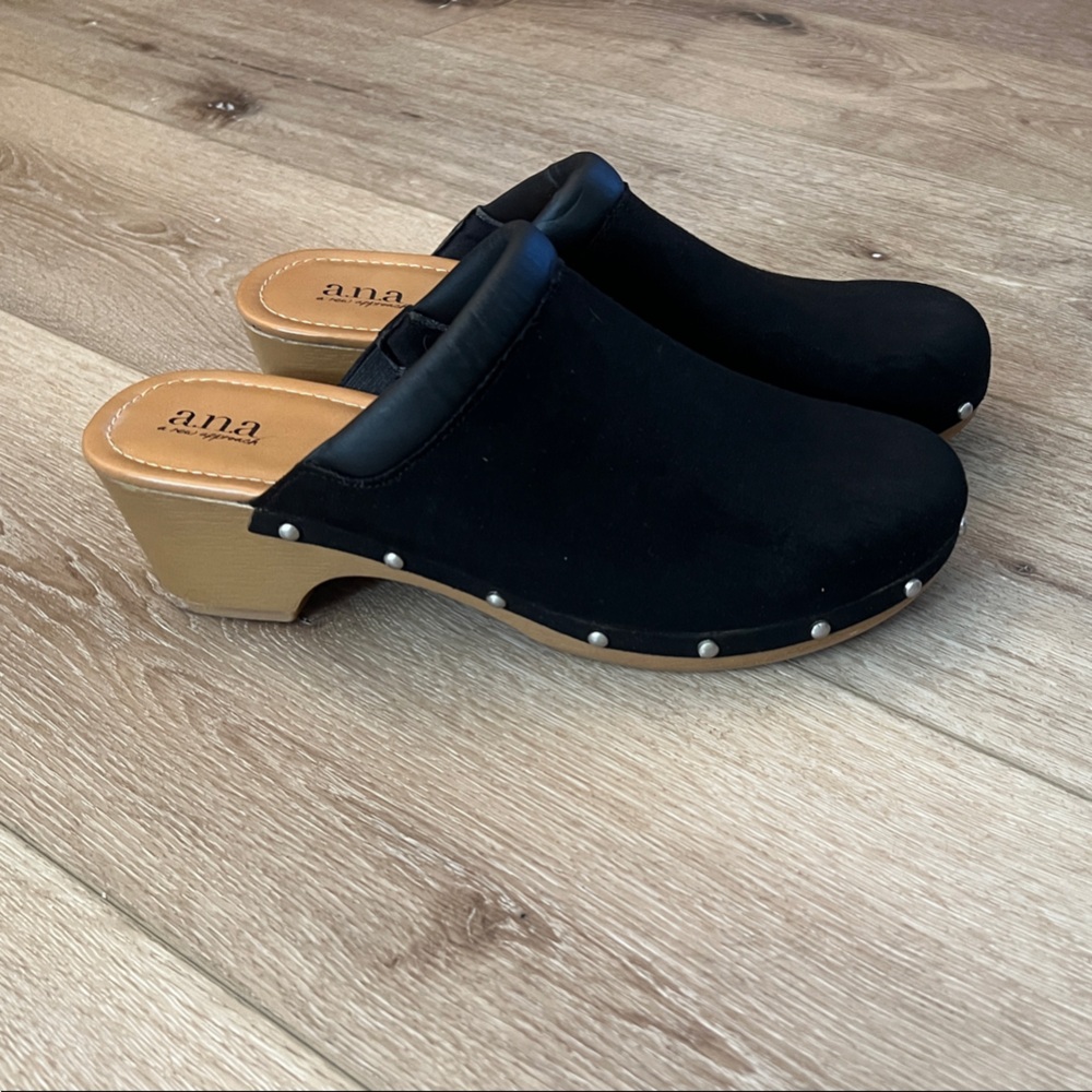 a.n.a. - Glenna Black Nubuck and Tan Studded Mules, Size 11, Like new!